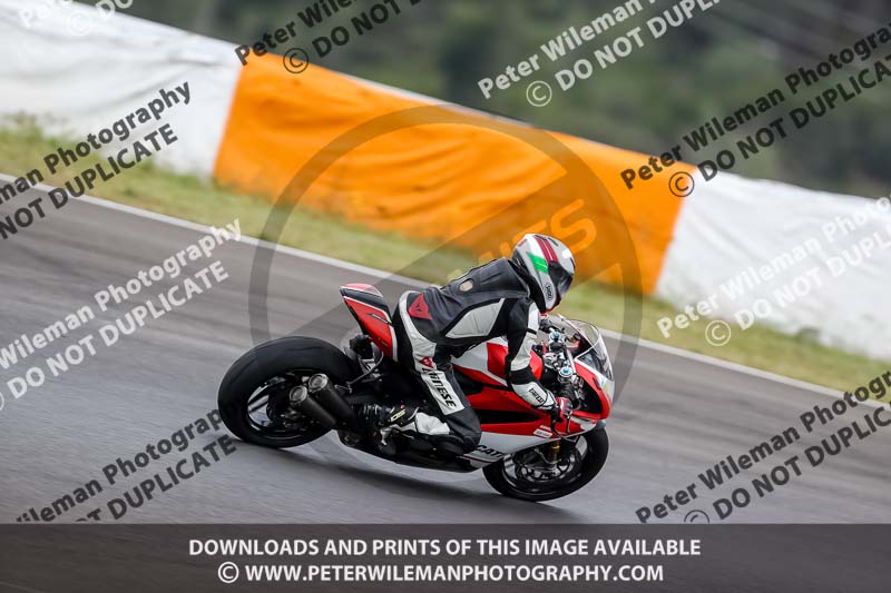 estoril;event digital images;motorbikes;no limits;peter wileman photography;portugal;trackday;trackday digital images